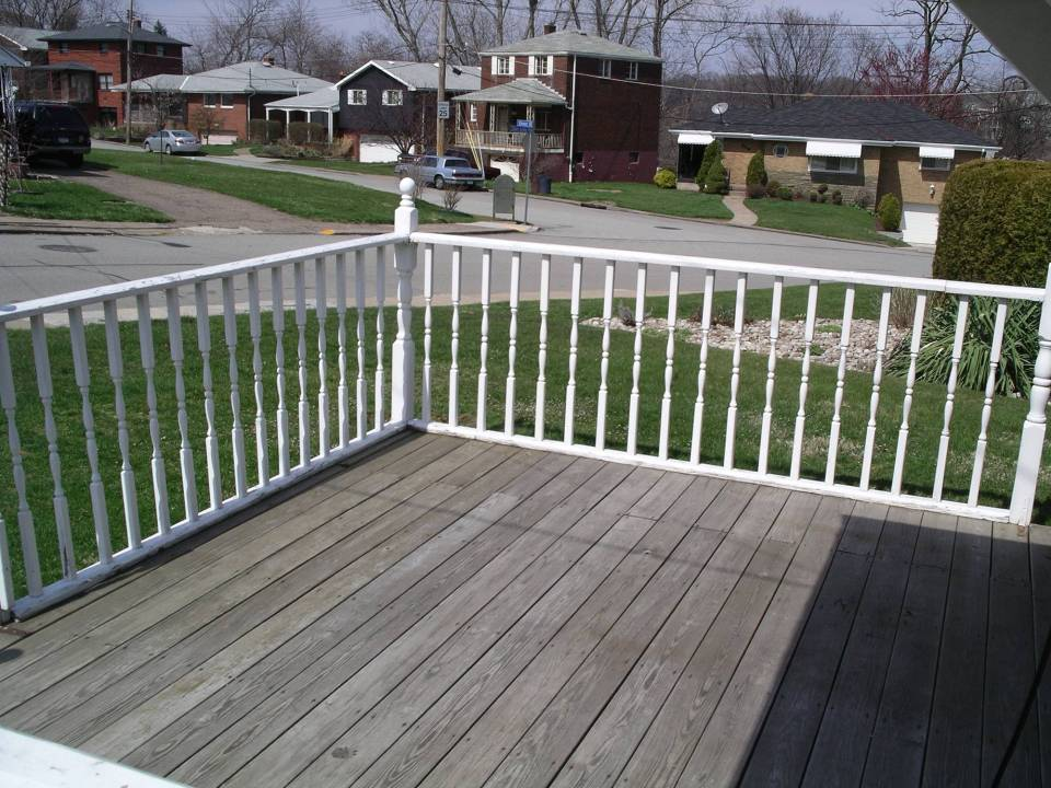 Front porch/deck